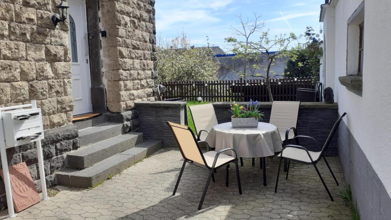 Ferienwohnung Am Vulkanpfad Ettringen (Rhineland-Palatinate) Exterior foto
